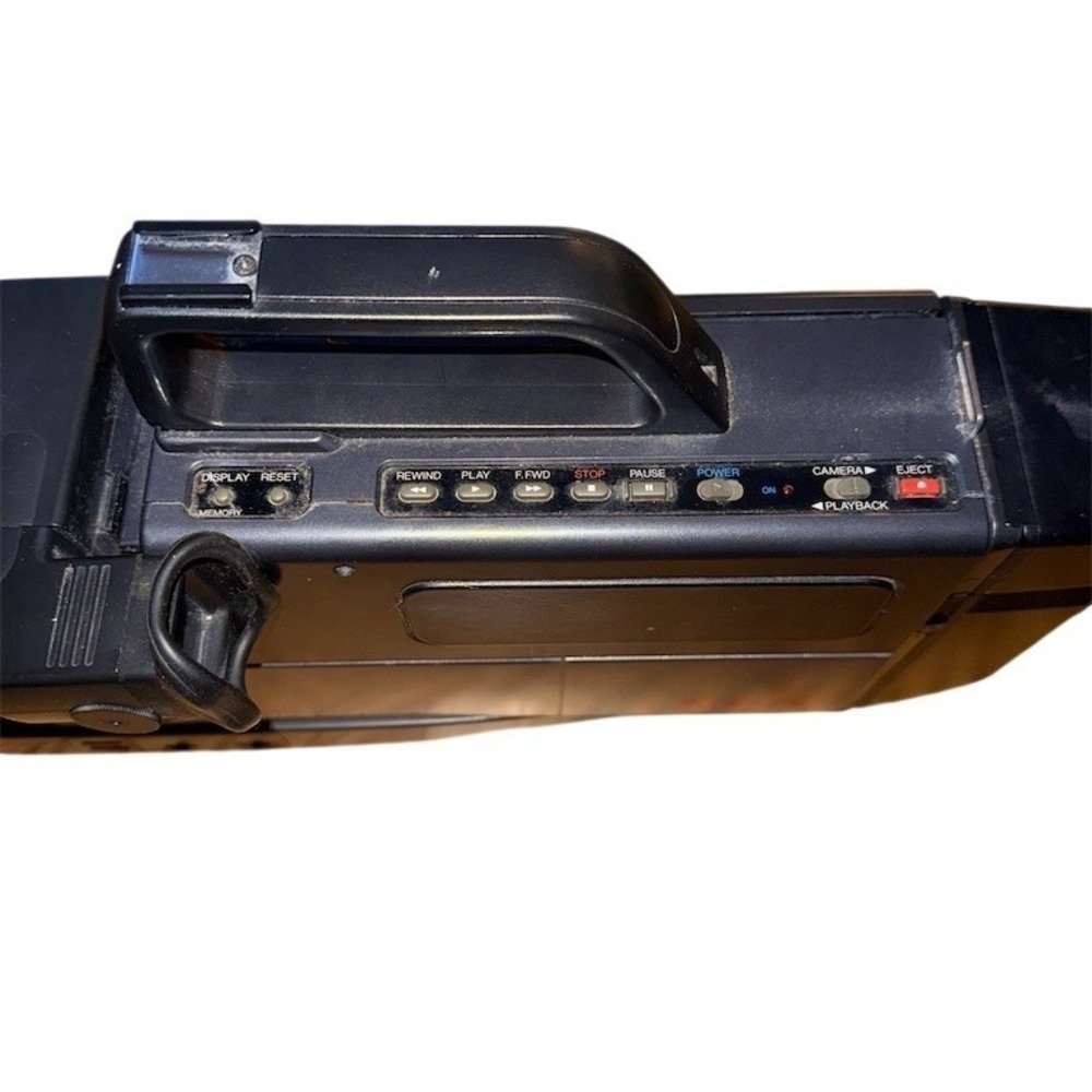 RCA VHS HQ Camcorder Solid State Image Sensor w/ Hard Case & Accessories vintage - Picture 9 of 15